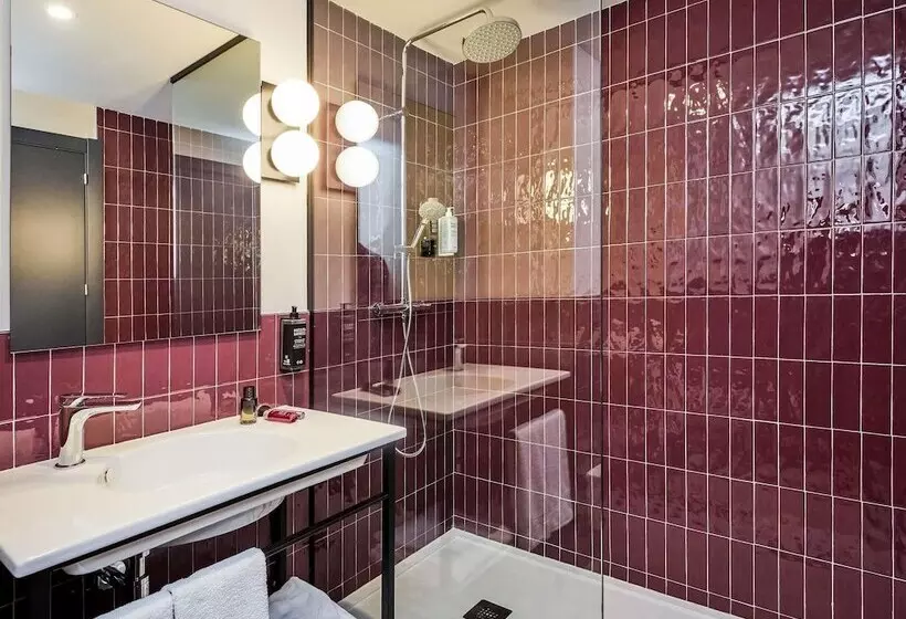 هتل Ibis Styles Madrid Centro Maravillas