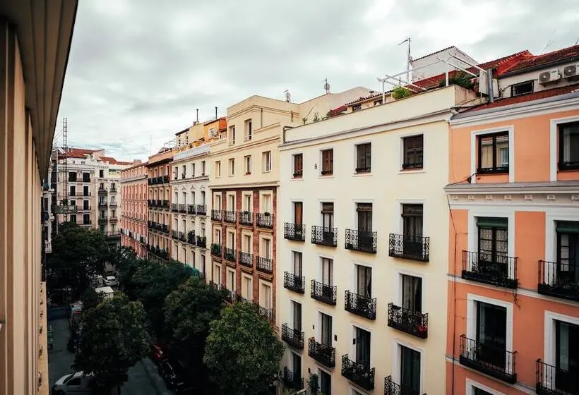 هتل Ibis Styles Madrid Centro Maravillas