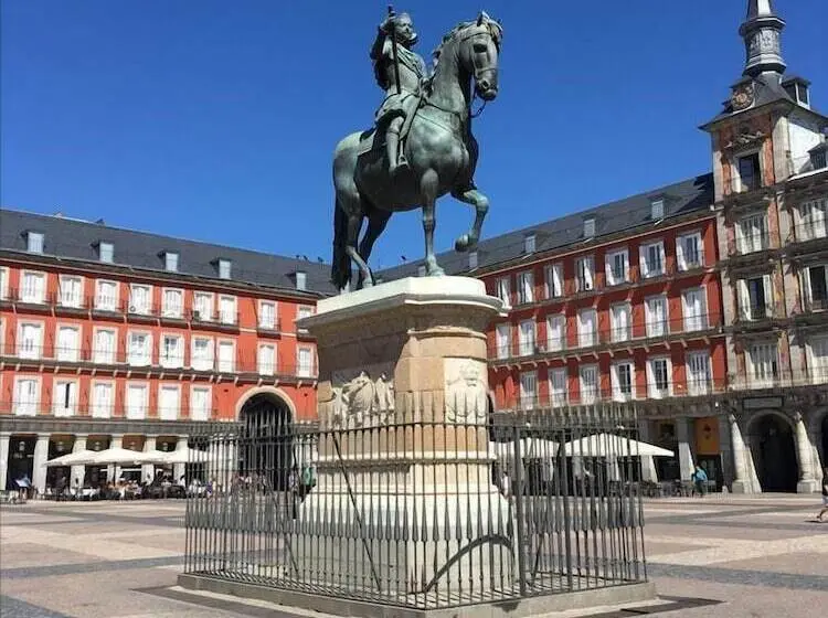 هتل Ibis Styles Madrid Centro Maravillas