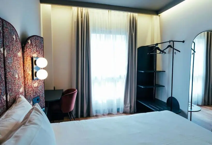 هتل Ibis Styles Madrid Centro Maravillas