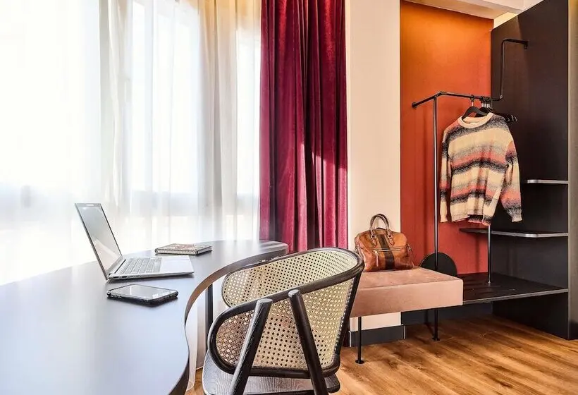 هتل Ibis Styles Madrid Centro Maravillas