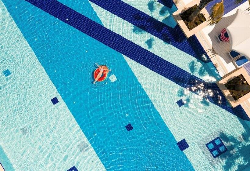 Отель La Blanche Resort & Spa