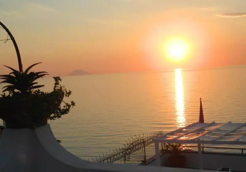 Отель La Porta Del Mare