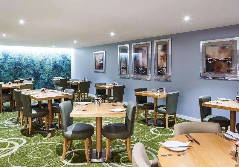 호텔 Mercure Newbury West Grange