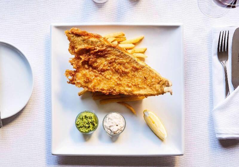 בית מלון כפרי Mercure Newbury West Grange