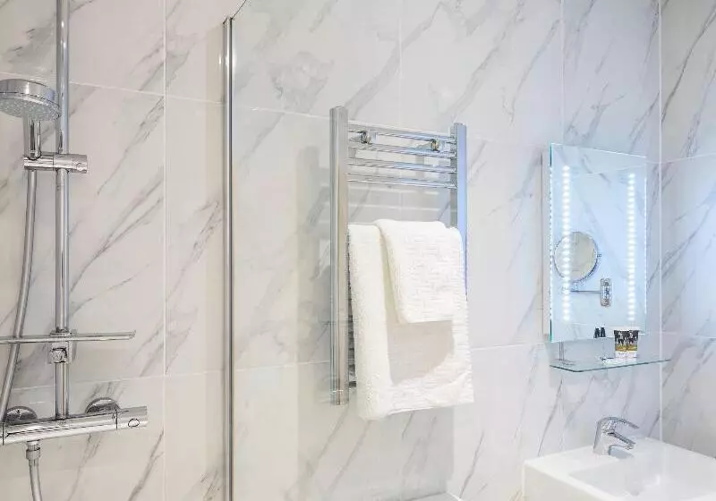 호텔 Mercure Newbury West Grange