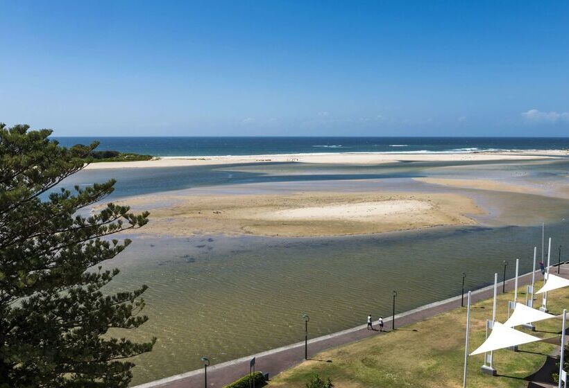 فندق Oaks The Entrance Waterfront Suites