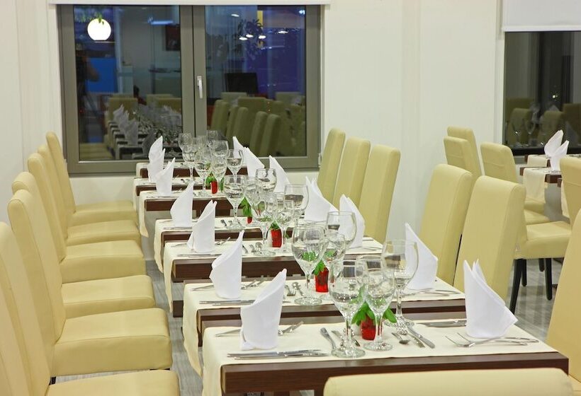 בית מלון כפרי Olympic Palladium