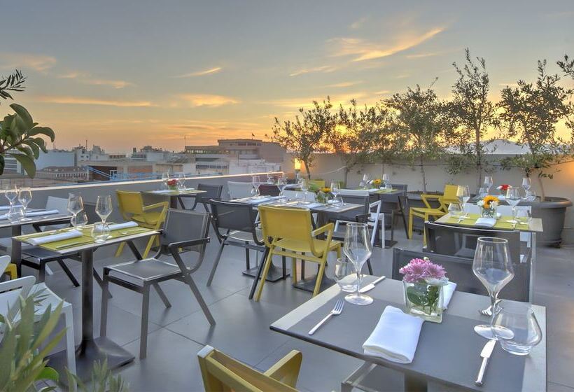 Szálloda Polis Grand