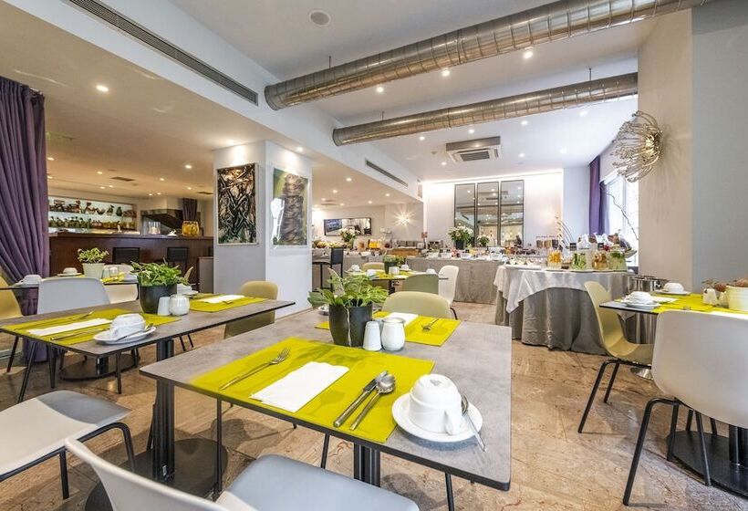 Szálloda Polis Grand