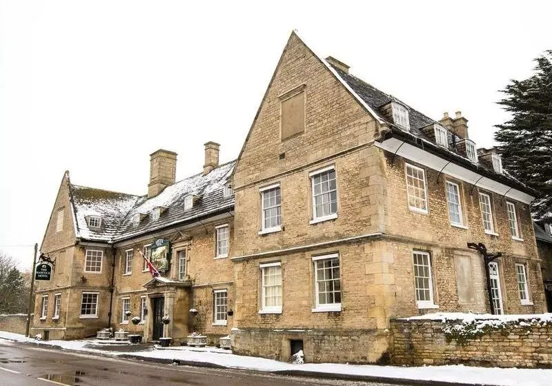 בית מלון כפרי The Haycock Manor