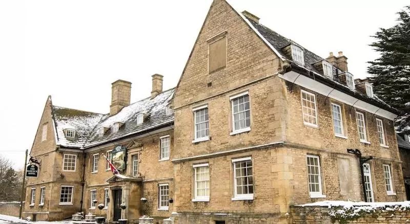 בית מלון כפרי The Haycock Manor