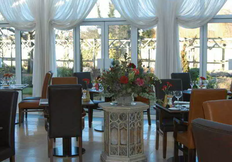 בית מלון כפרי The Haycock Manor