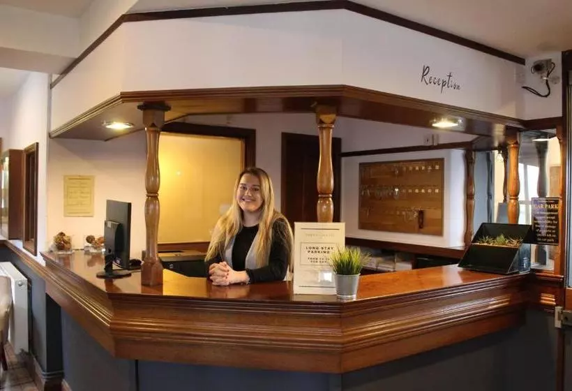 호텔 The Town & Country Lodge