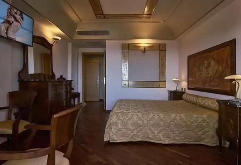 Hotel Tritone Lipari