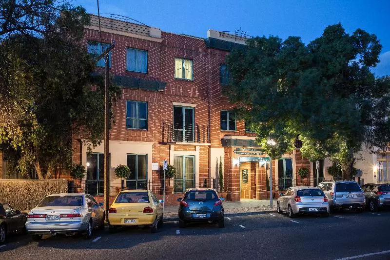 Majestic Tynte Street Apartments