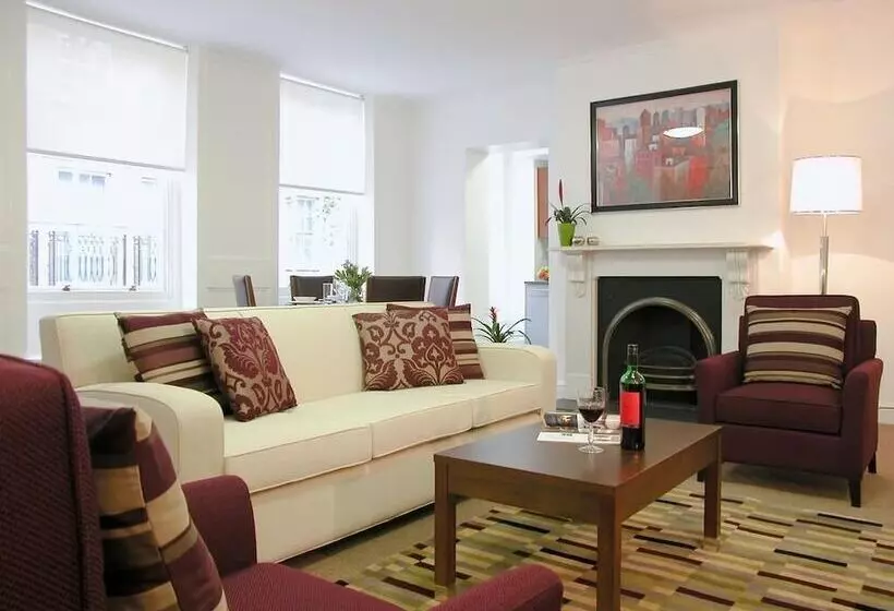 Native Kings Wardrobe, St Pauls