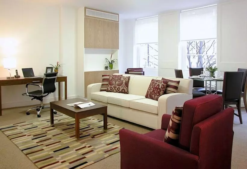 Native Kings Wardrobe, St Pauls