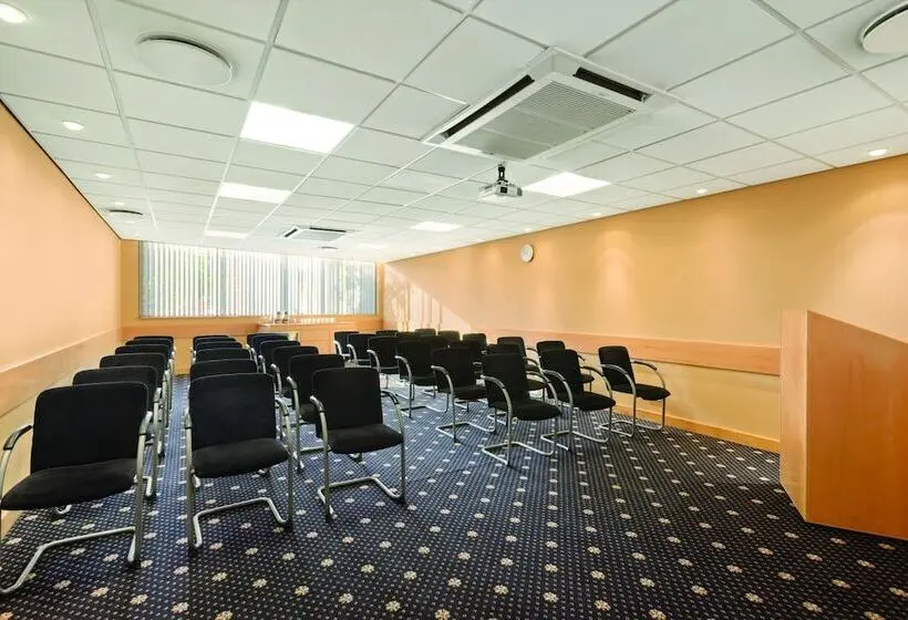 Garner Hotel Nottingham City Centre