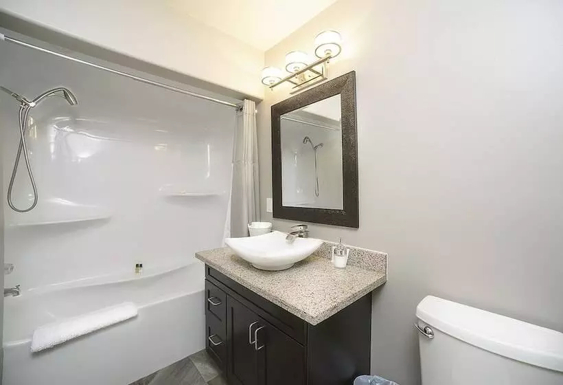 Hotel Above The Beach Guest Suites