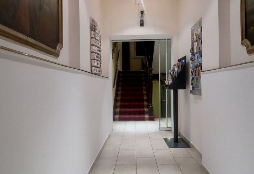 ホテル Adler Leipzig