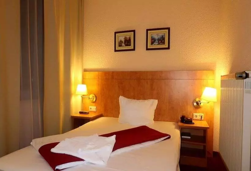 فندق Adler Leipzig