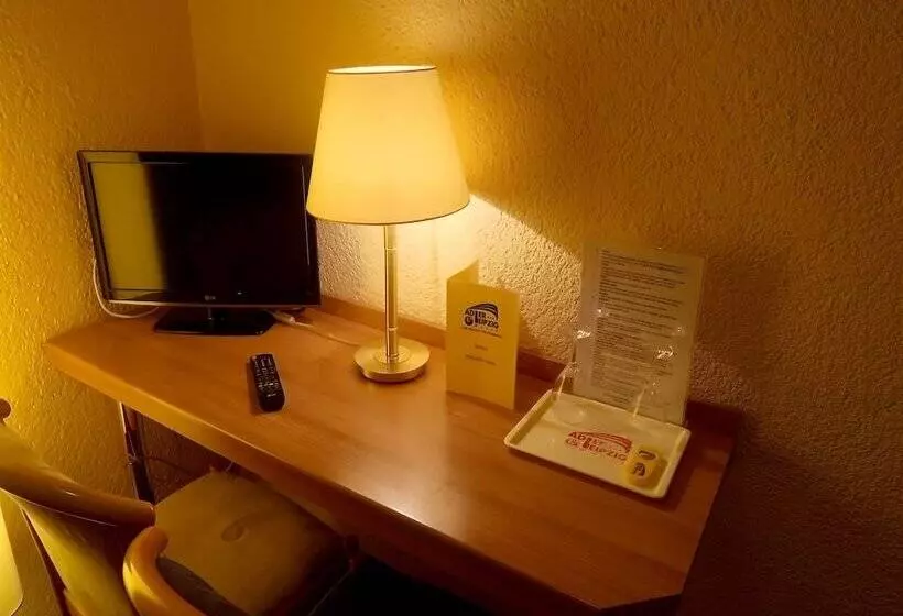 فندق Adler Leipzig