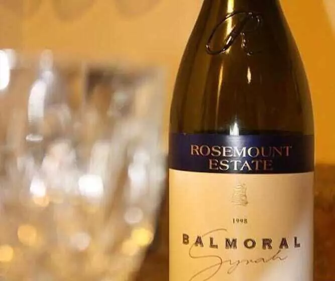 Отель Balmoral House Bed & Breakfast