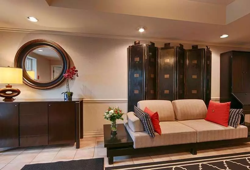 בית מלון כפרי Best Western Colonel Butler Inn