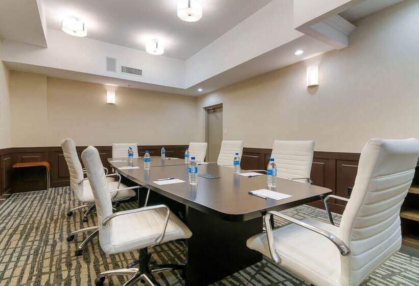 هتل Best Western Premier Aberdeen Kamloops