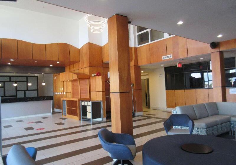 هتل Best Western Premier Aberdeen Kamloops