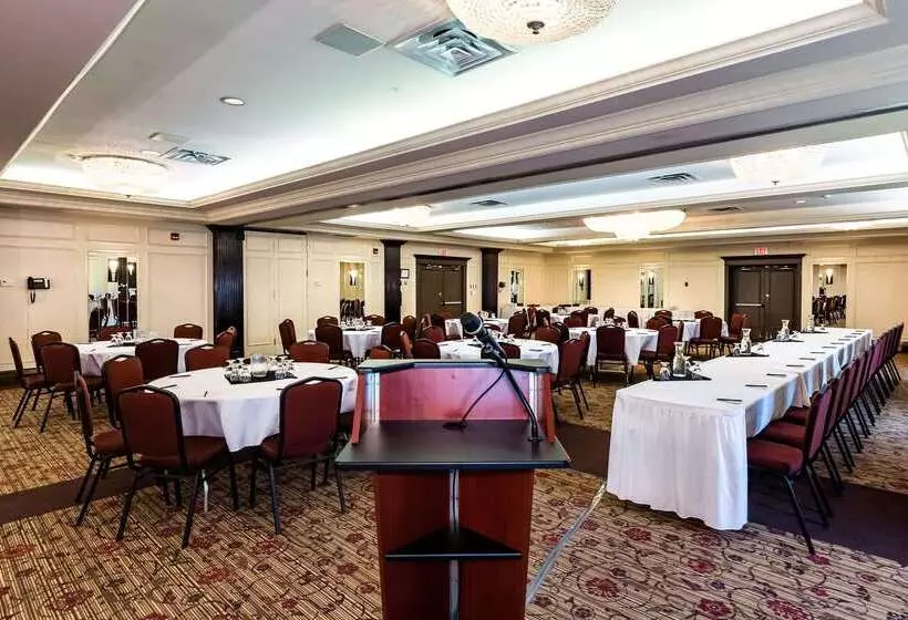 Отель Comfort Airport