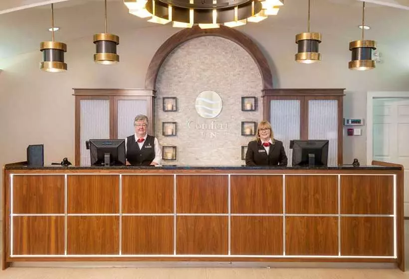 Отель Comfort Airport