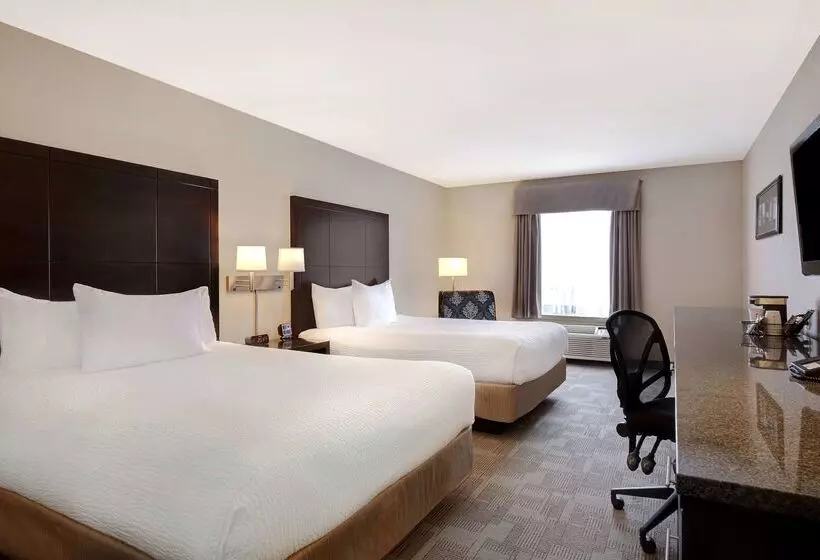 호텔 Days Inn By Wyndham Medicine Hat