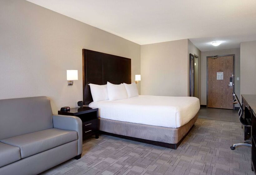 هتل Days Inn By Wyndham Medicine Hat