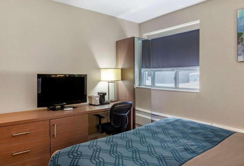 فندق Econolodge Downtown Toronto
