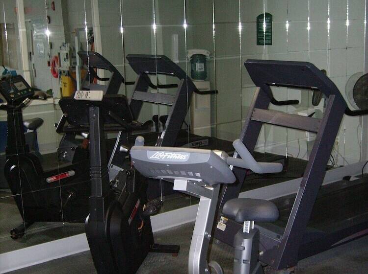 هتل Holiday Inn Express Dryden, An Ihg