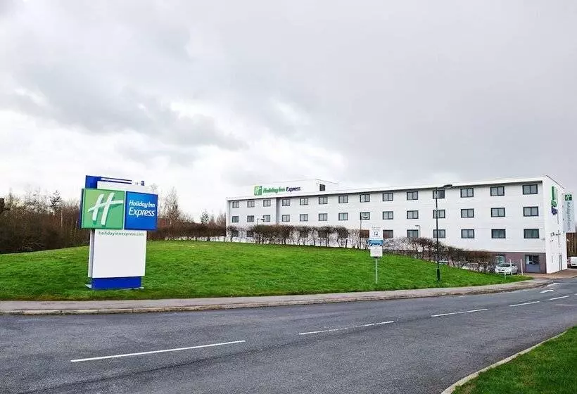 فندق Holiday Inn Express Manchester Airport, An Ihg