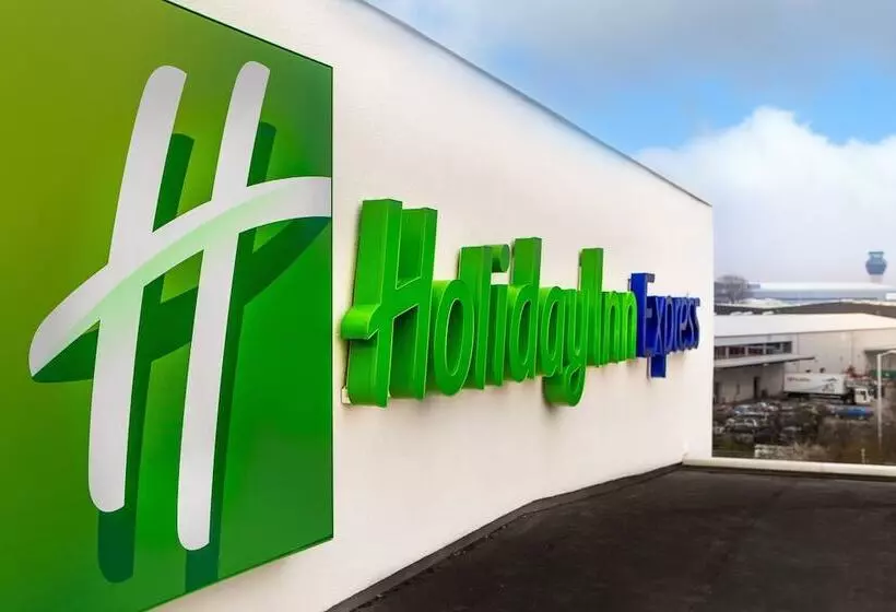 فندق Holiday Inn Express Manchester Airport, An Ihg