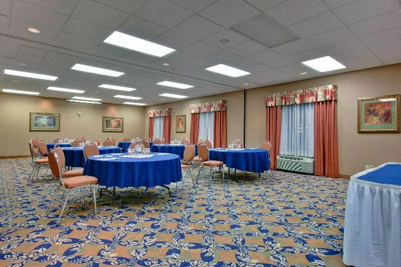 Holiday Inn Express Hotel & Suites Saskatoon, An Ihg