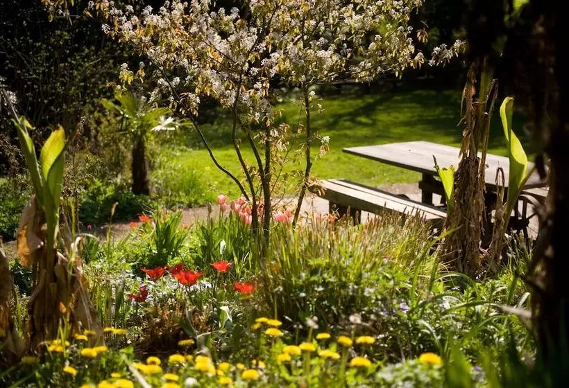 Отель Jesmond Dene House