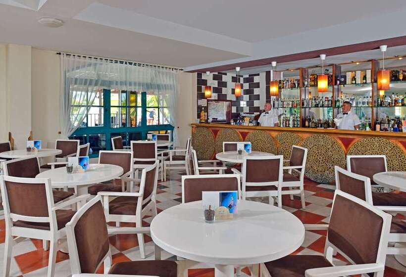 هتل Meliá Las Antillas - Adults Only