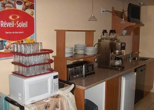 호텔 Rodeway Inn Cabano