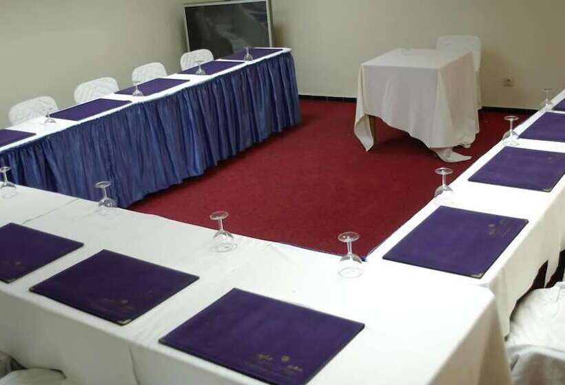 酒店 Safir Mazafran