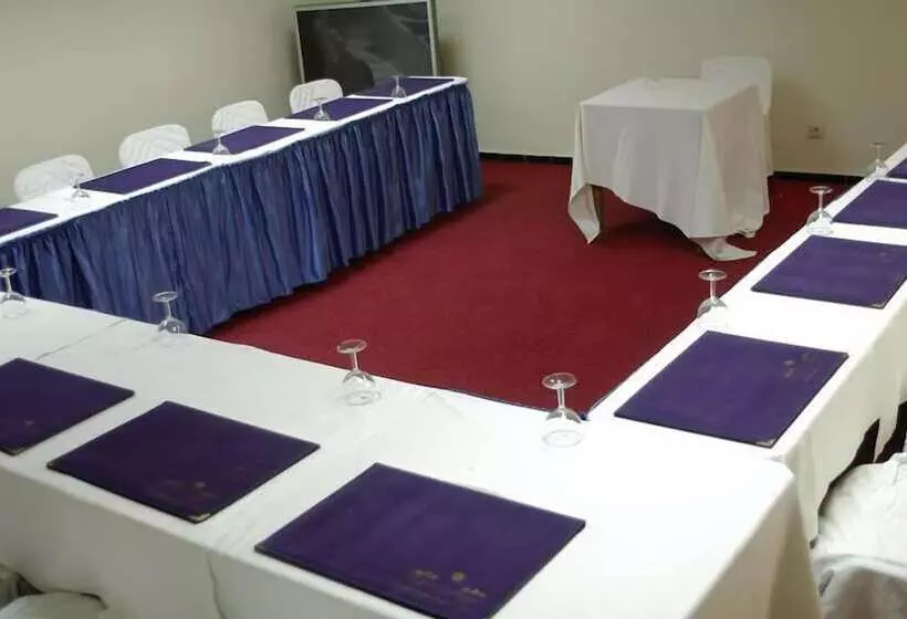 酒店 Safir Mazafran