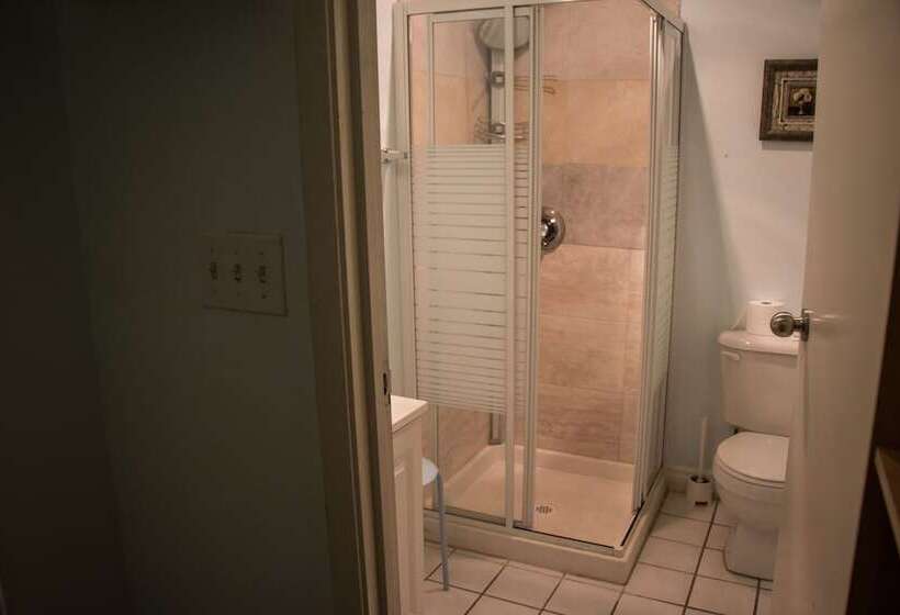 فندق St Lawrence Residences And Suites