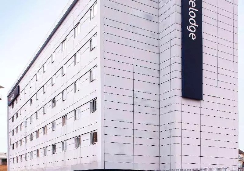 Hotel Travelodge London Feltham