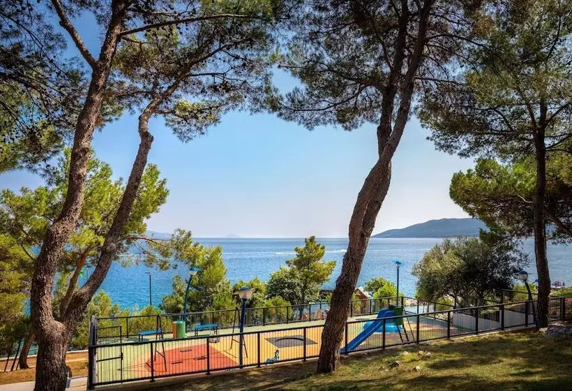 Отель Valamar Bellevue Resort