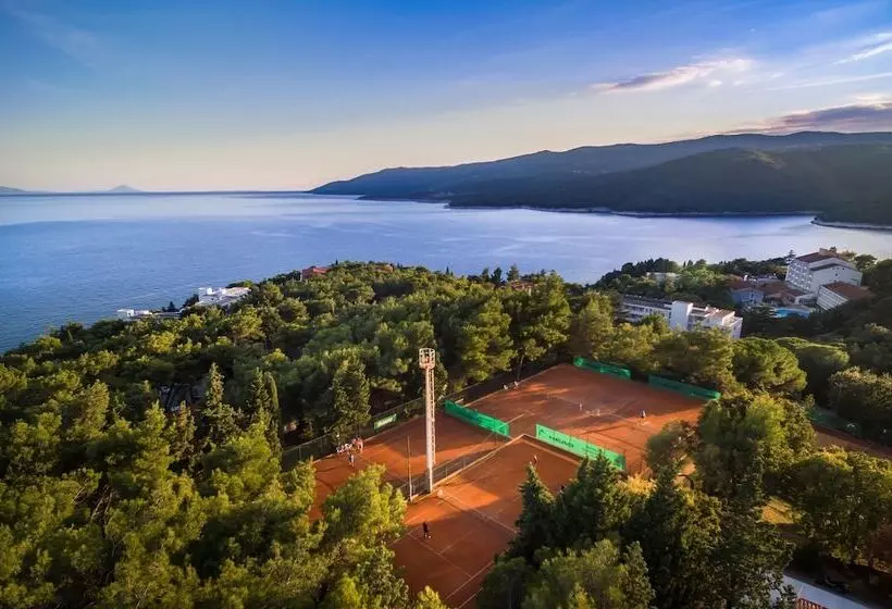Отель Valamar Bellevue Resort