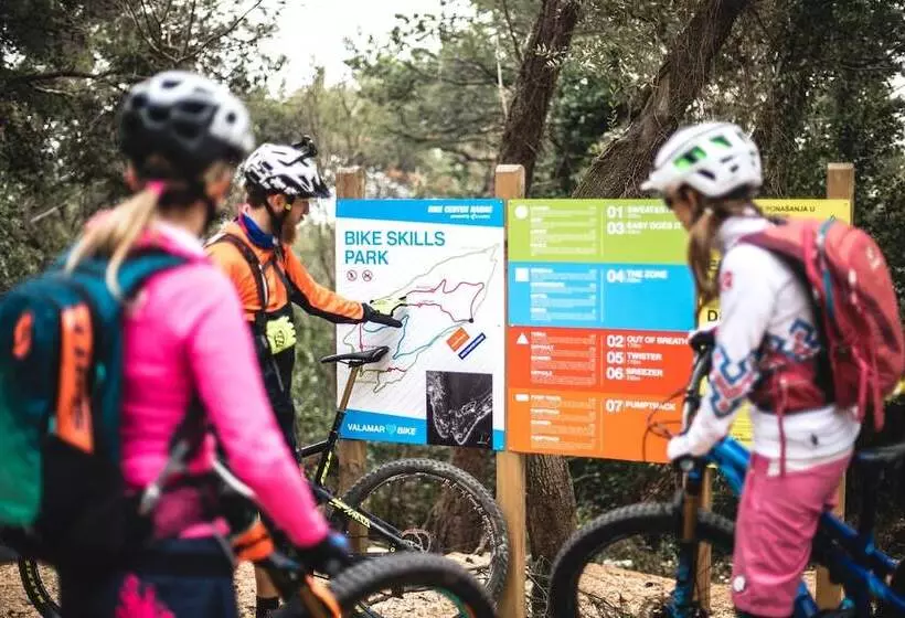 Отель Valamar Bellevue Resort